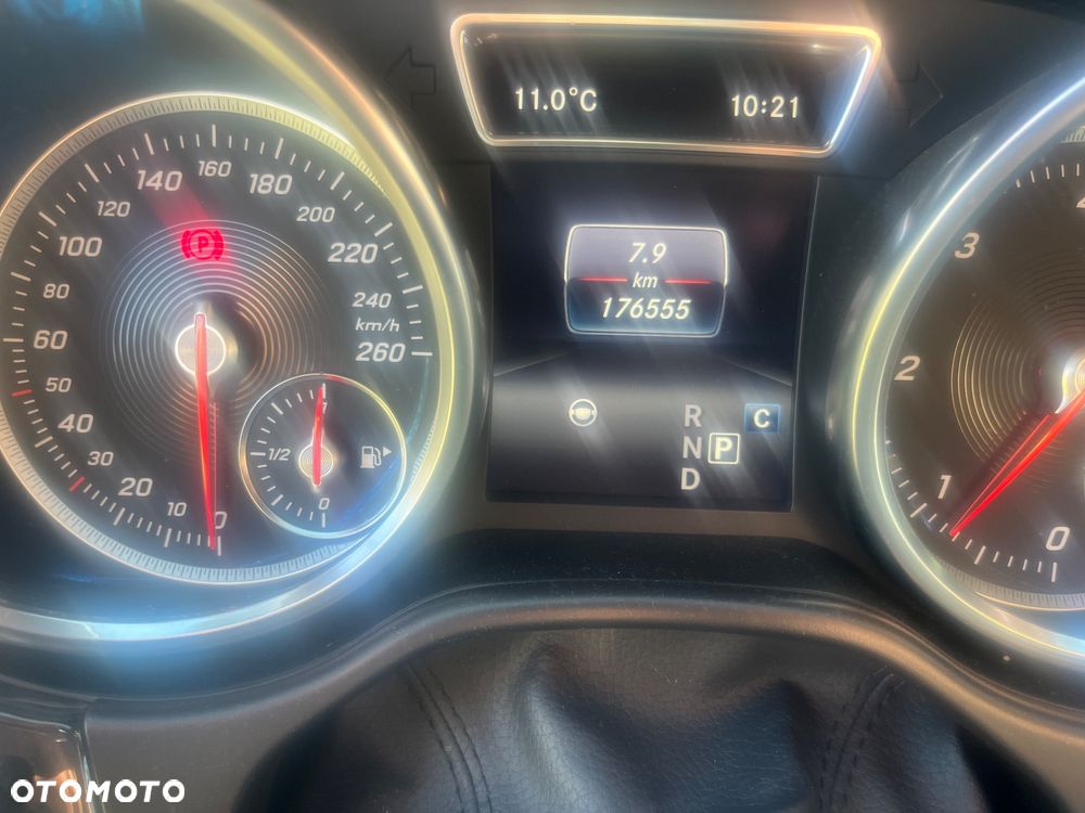 Mercedes-Benz GLE - 16