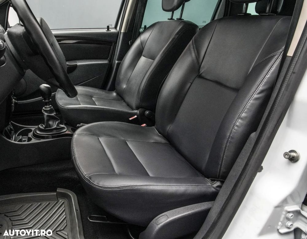 Dacia Duster 1.5 dCi 4x2 Laureate - 13
