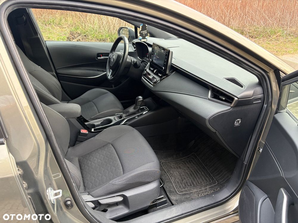 Toyota Corolla 1.8 Hybrid Comfort - 16