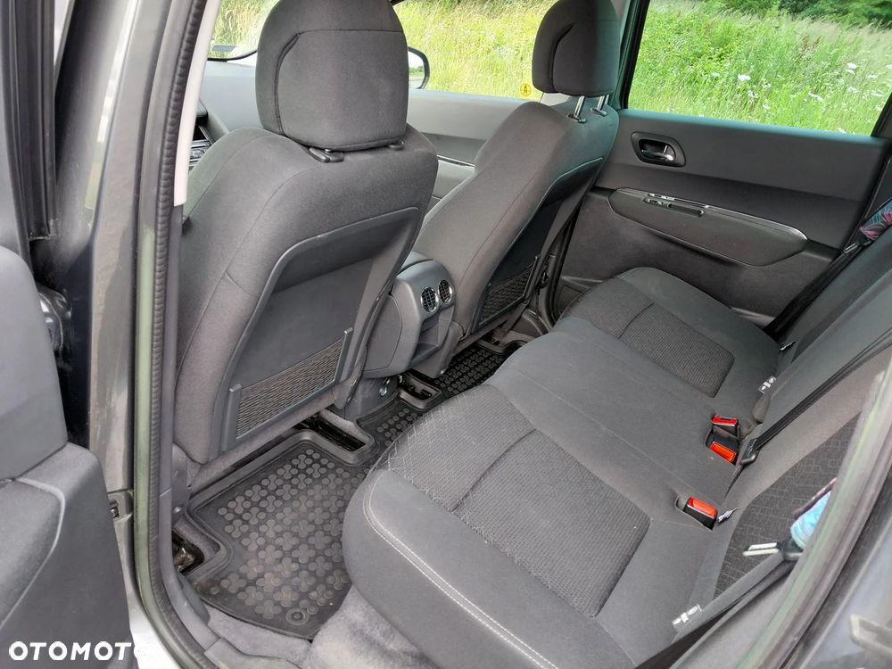 Peugeot 3008 1.6 Access - 27