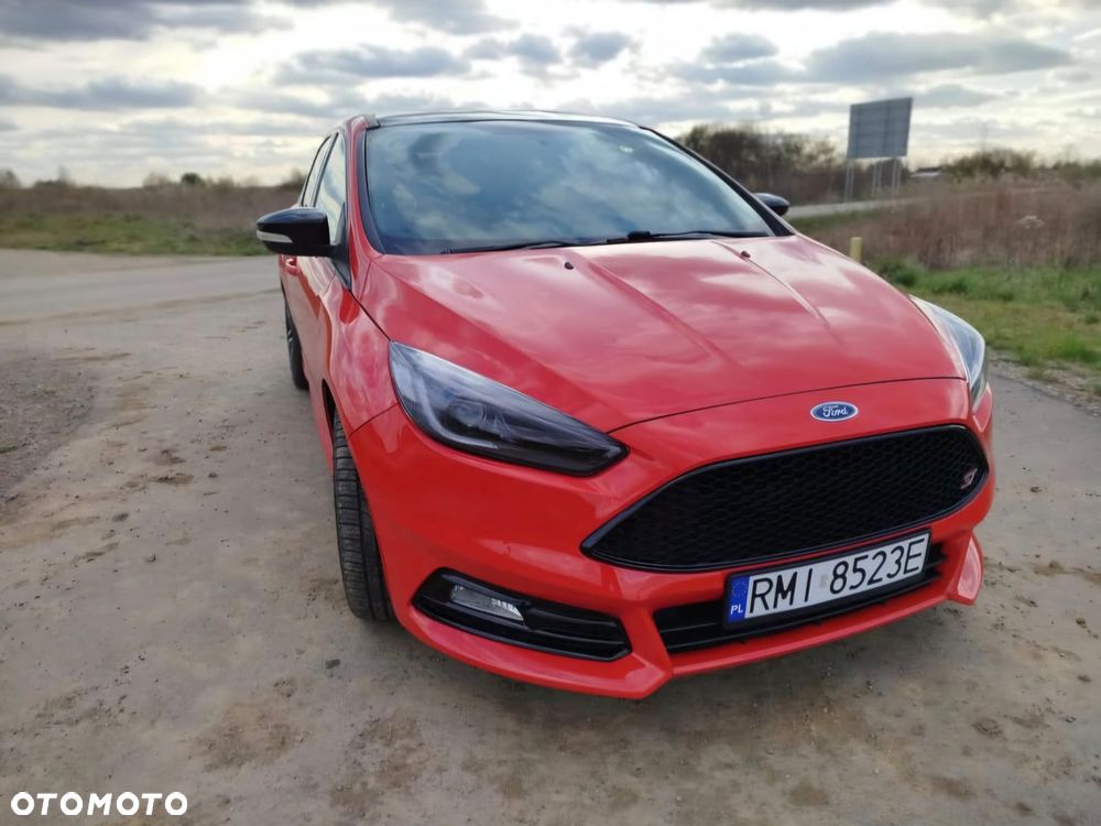 Ford Focus 2.0 EcoBoost ST - 2