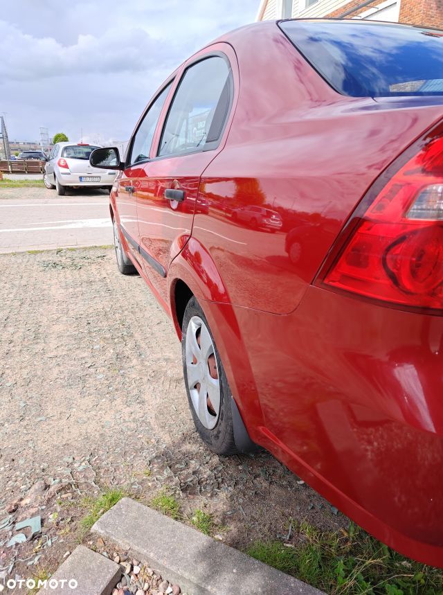 Chevrolet Aveo - 5