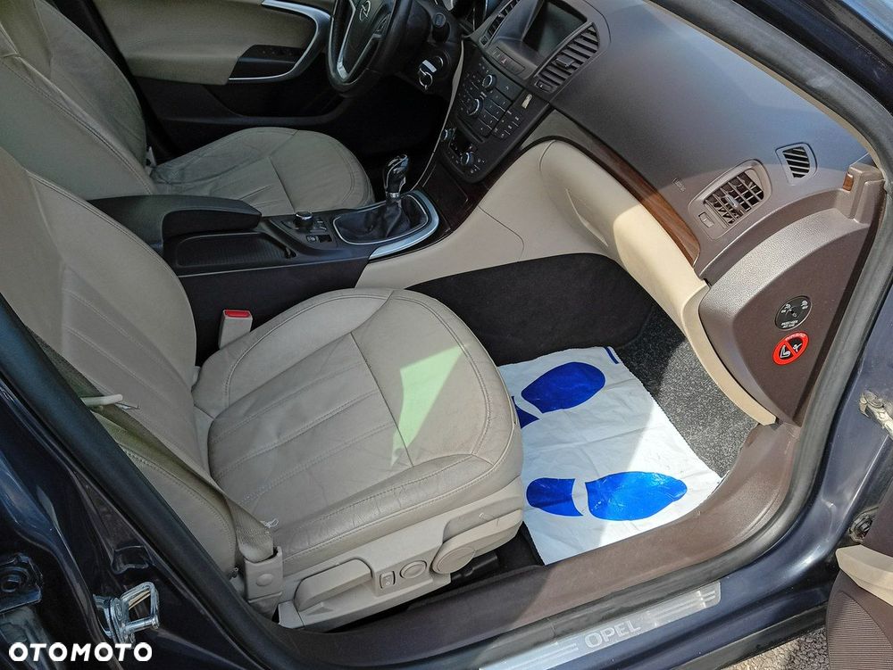 Opel Insignia - 11