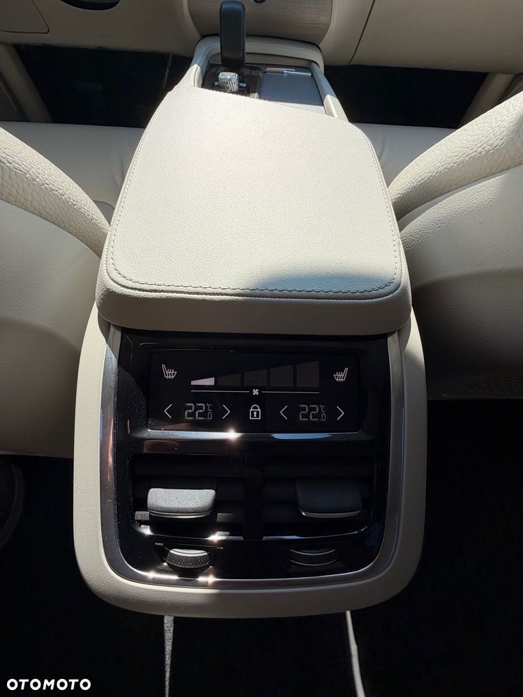 Volvo XC 90 B5 B AWD Ultimate Bright - 16