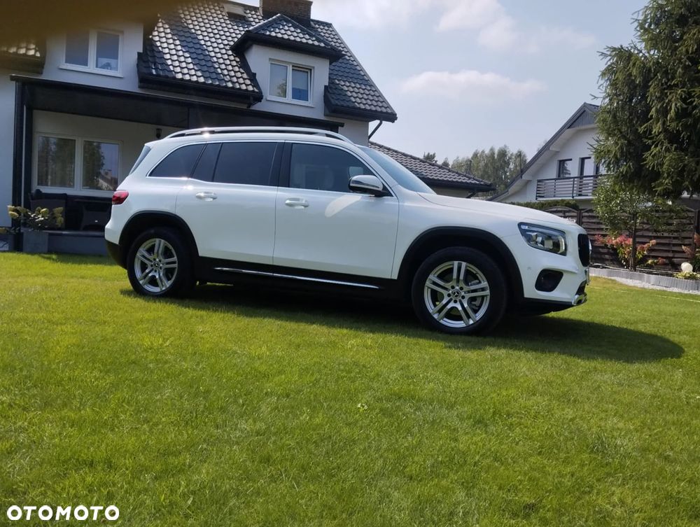 Mercedes-Benz GLB 250 4-Matic 8G-DCT - 1