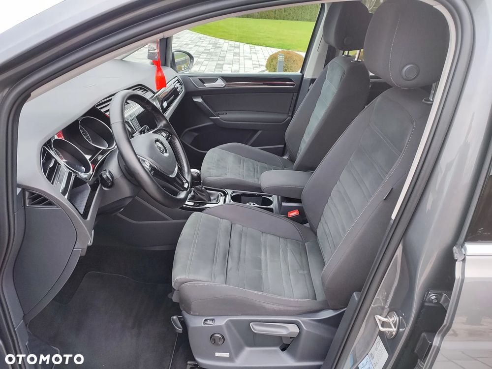 Volkswagen Touran 2.0 TDI BMT Comfortline DSG - 26