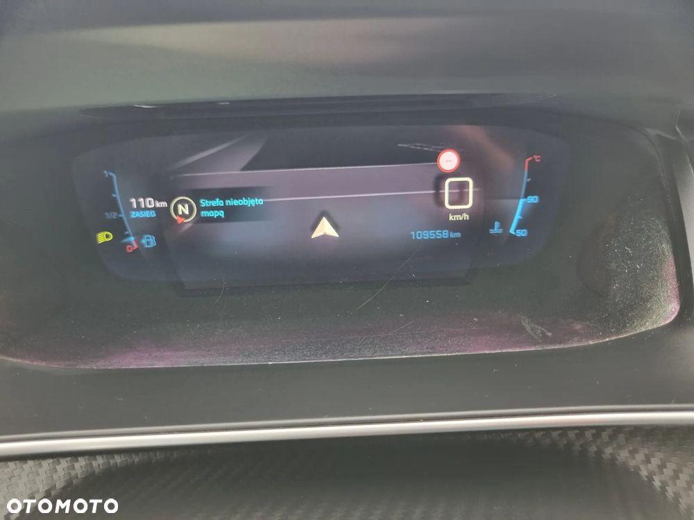 Peugeot 208 TURBO 100 Allure - 26
