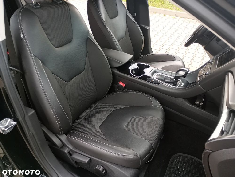 Ford Mondeo 2.0 TDCi Titanium PowerShift - 22