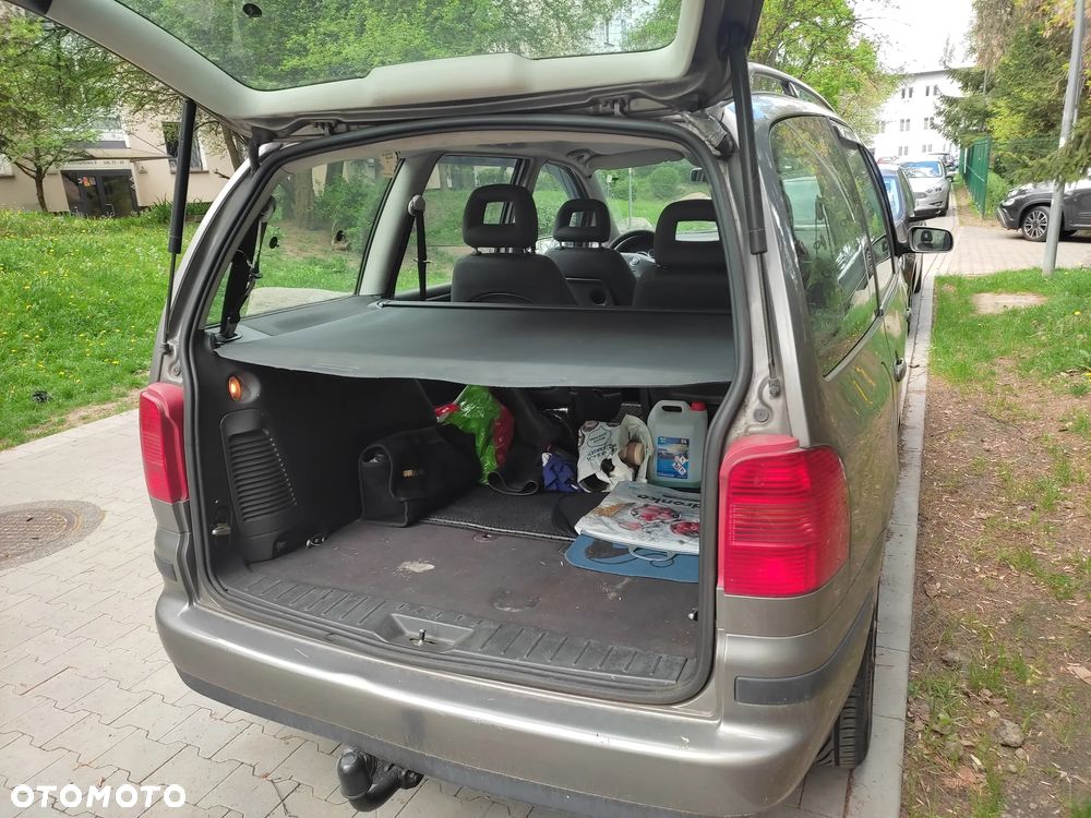 Seat Alhambra 1.9 TDI Reference - 12