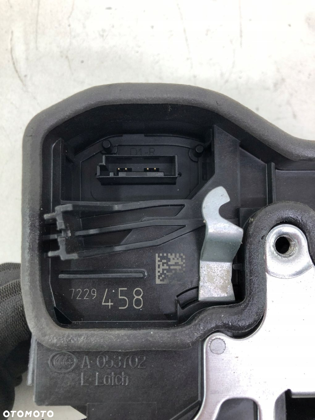BMW F20 F30 ZAMEK DRZWI PRAWY PRZÓD 4PIN 7229458 - 2