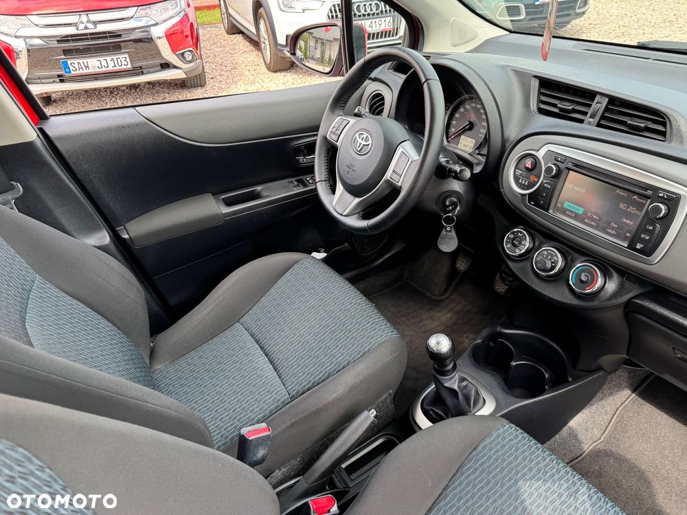 Toyota Yaris - 7