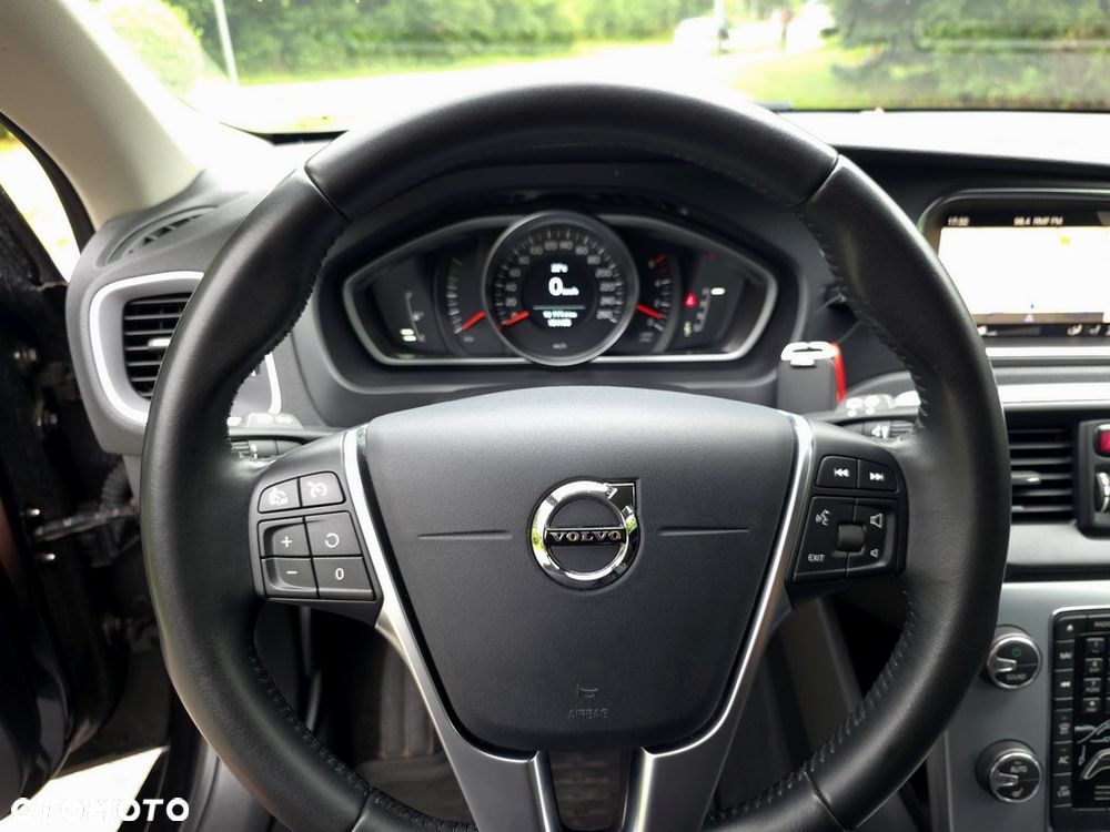Volvo V40 D3 Drive-E Momentum - 18
