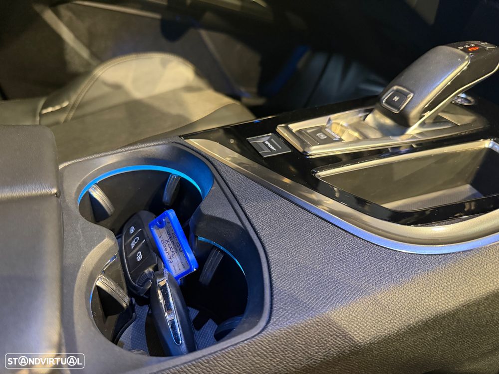 Peugeot 3008 1.5 BlueHDi GT Line EAT8 - 37