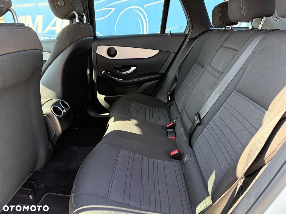 Mercedes-Benz GLC 220 d 4-Matic - 12