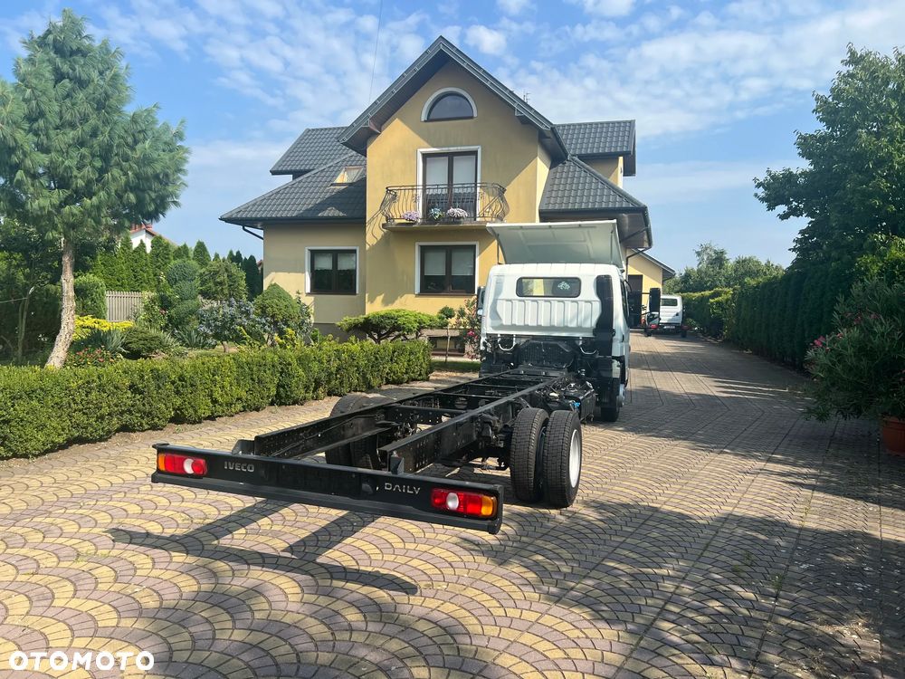 Mitsubishi FUSO CANTER - 5