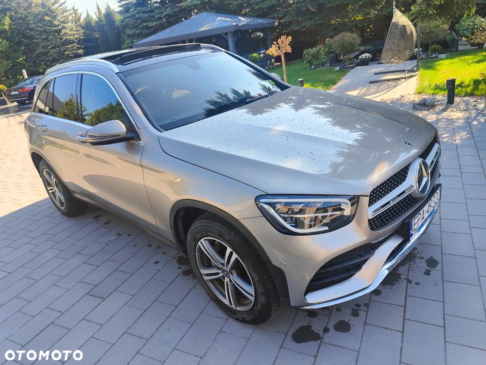 Mercedes-Benz GLC 300 4Matic 9G-TRONIC AMG Line - 5