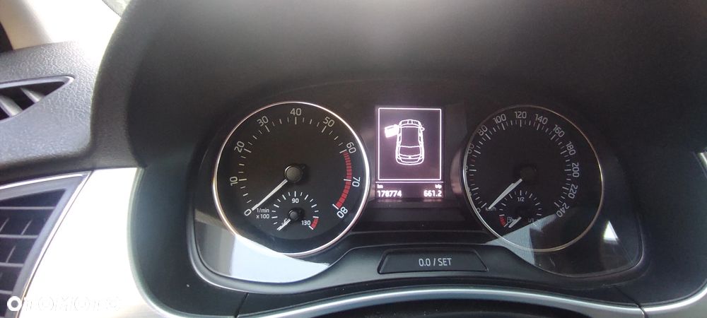 Skoda Fabia 1.2 TSI Ambition - 11