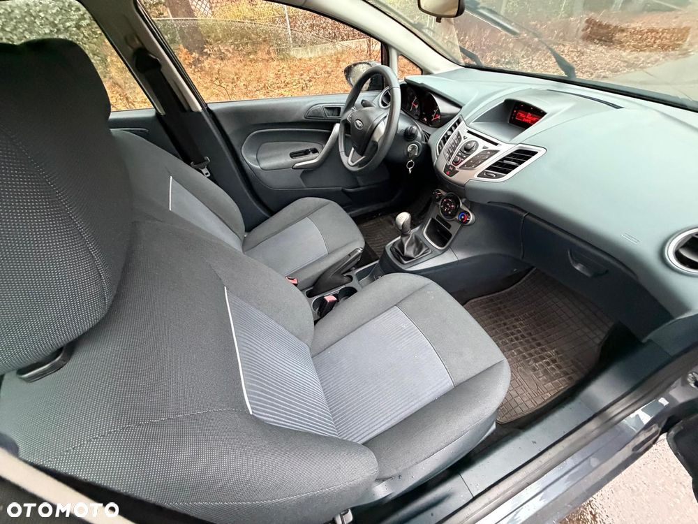 Ford Fiesta 1.25 Champions Edition - 13