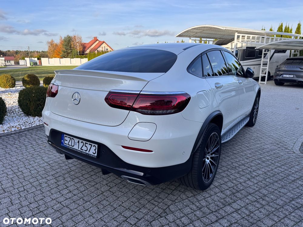 Mercedes-Benz GLC 300 e 4-Matic AMG Line - 7