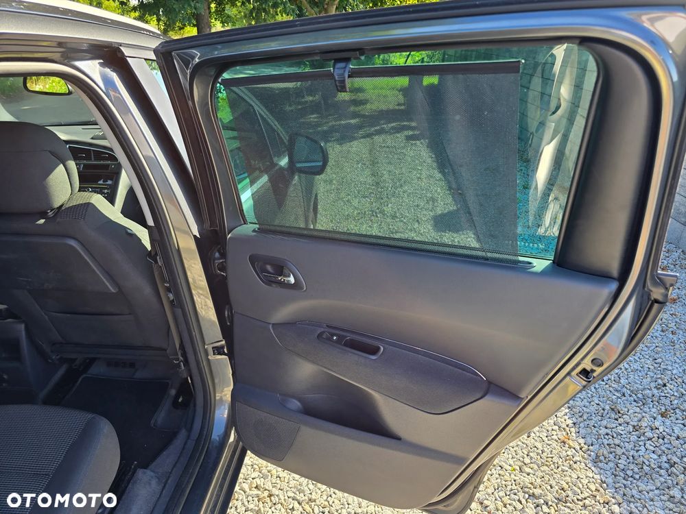 Peugeot 5008 1.6 HDi Style 7os - 22