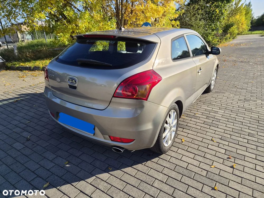 Kia ProCeed 1.6 Optimum + - 4