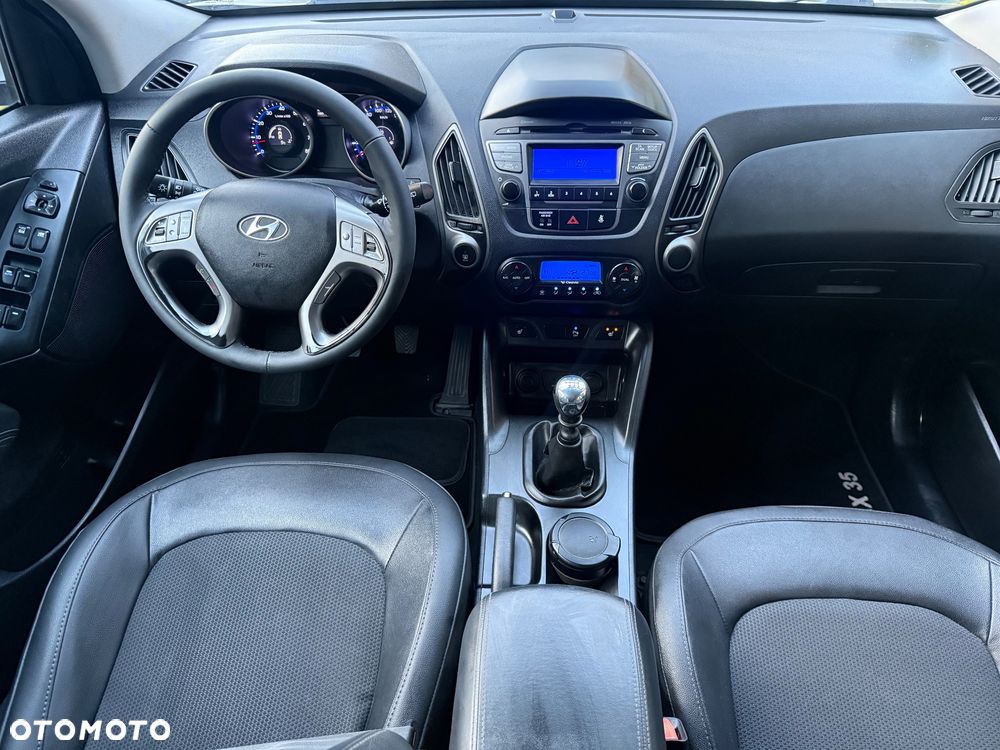 Hyundai ix35 - 12