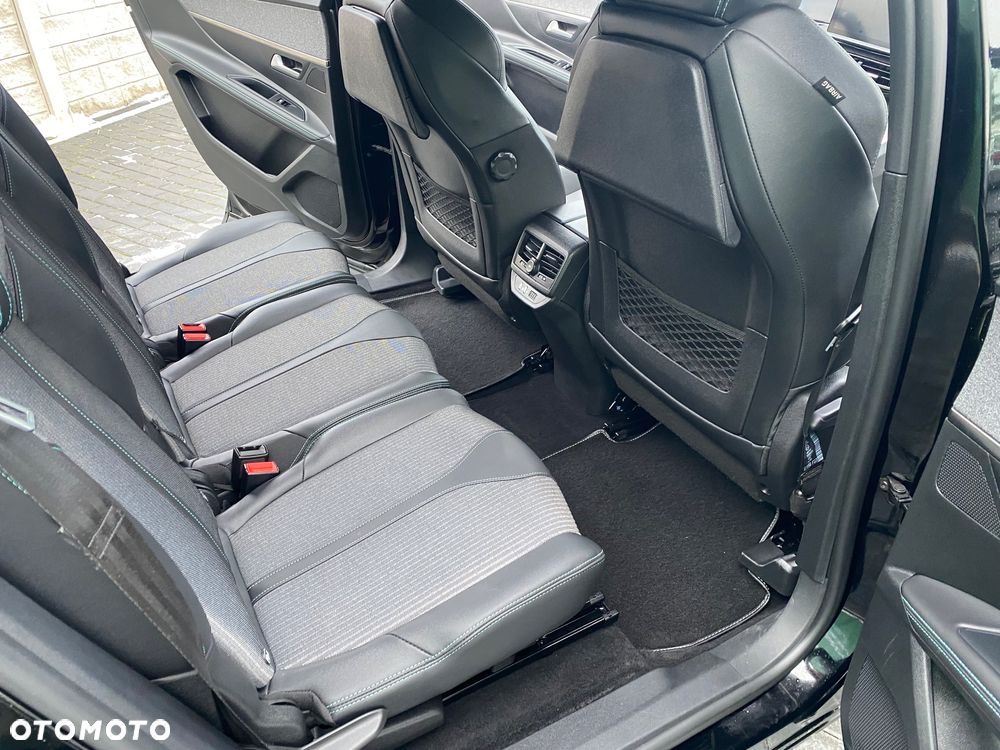 Peugeot 5008 PureTech 130 EAT8 Stop & Start GT - 7