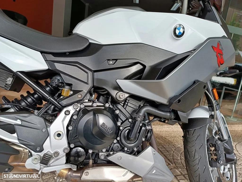 BMW F 900 XR 3 Malas SHAD - 6