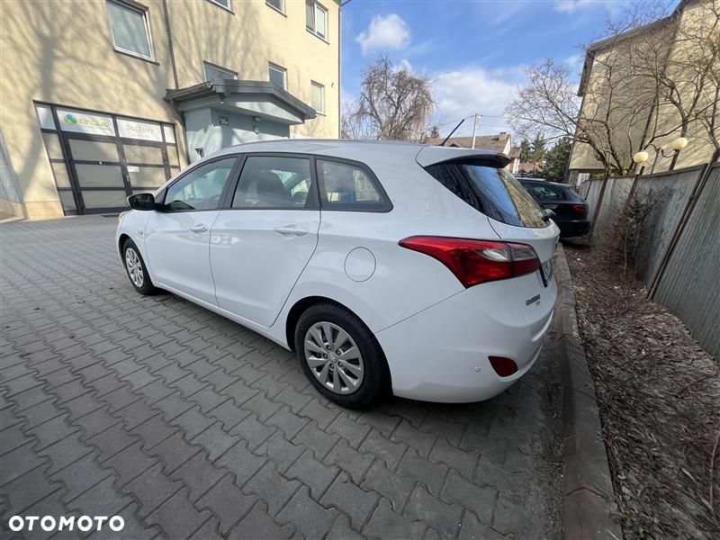 Hyundai i30 1.6 CRDi Classic - 9