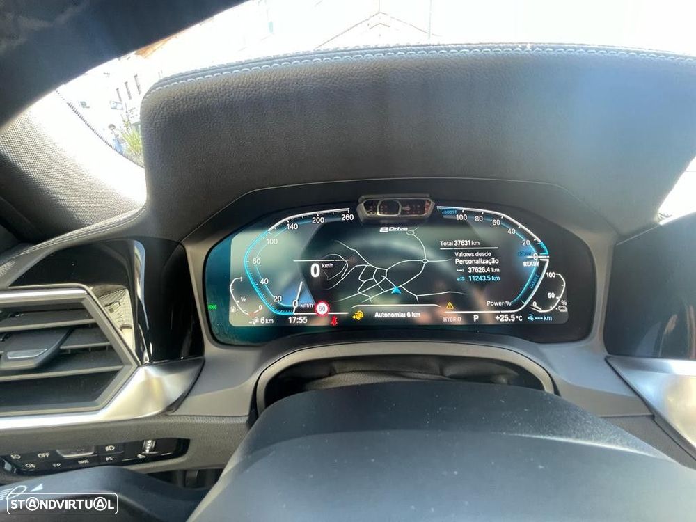 BMW 330 e Pack M Auto - 23