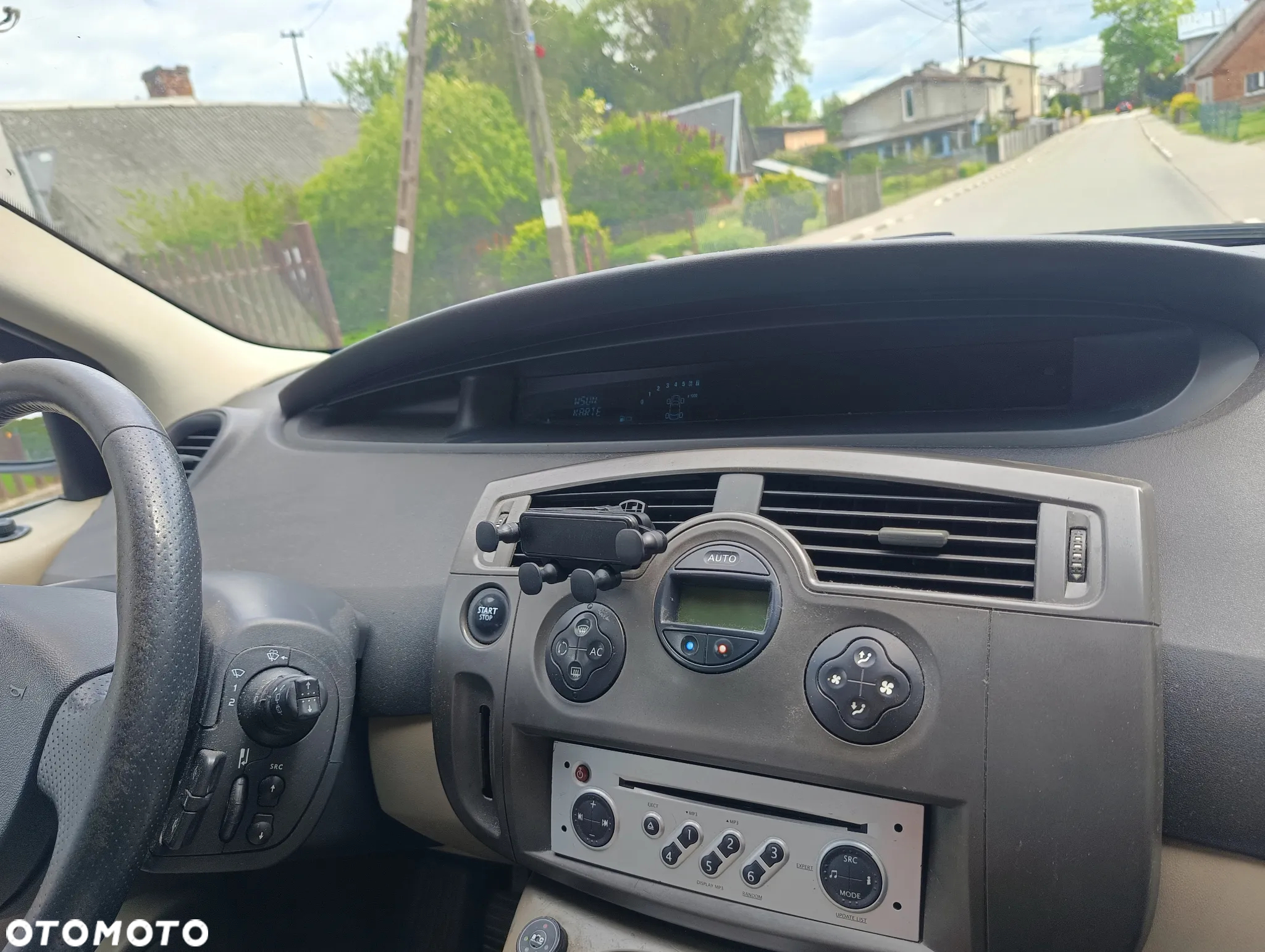 Renault Scenic - 3