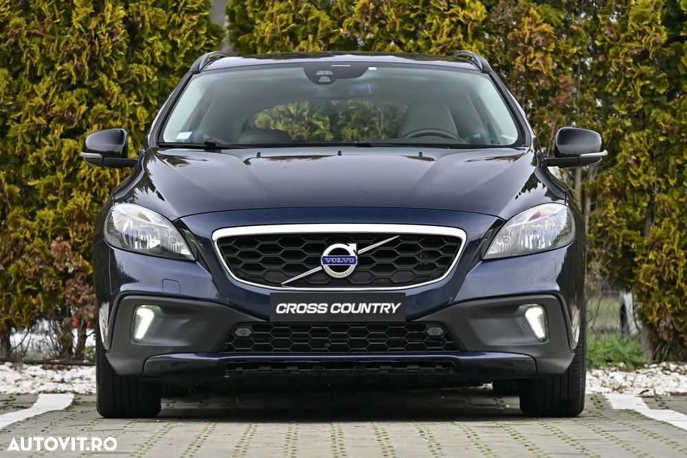 Volvo V40 Cross Country D2 Summum - 8
