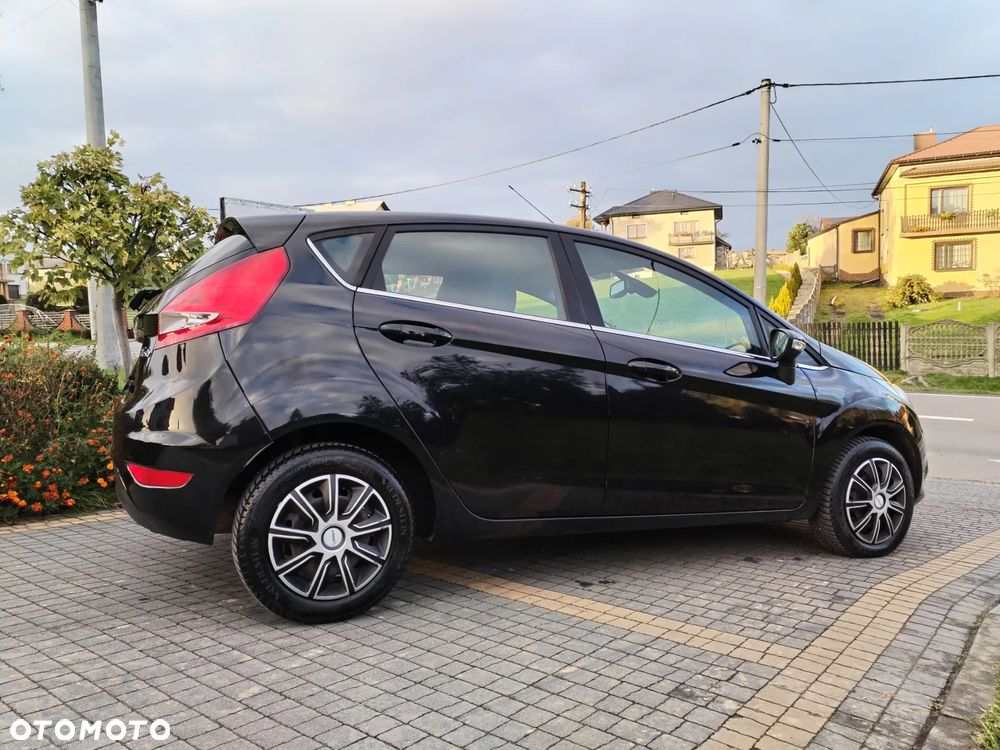 Ford Fiesta - 7