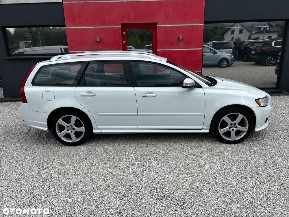 Volvo V50 DPF D2 RDesign Edition - 25