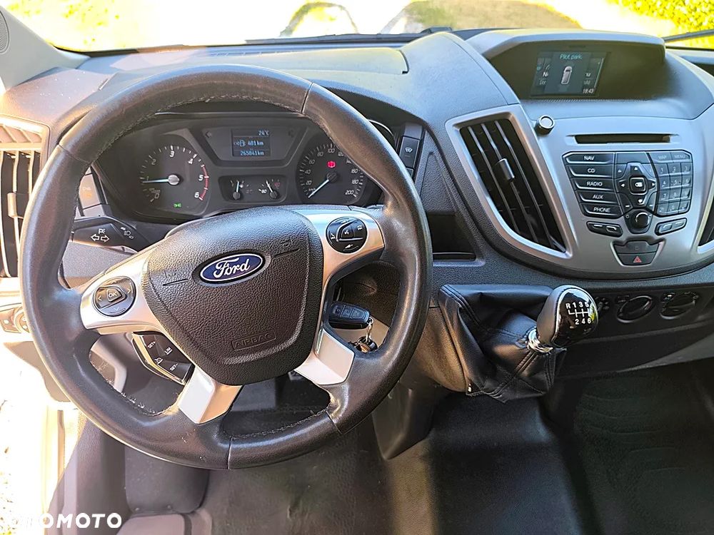 Ford Transit - 11