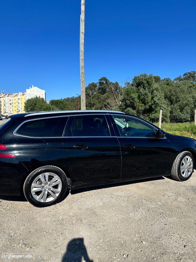 Peugeot 308 SW - 5
