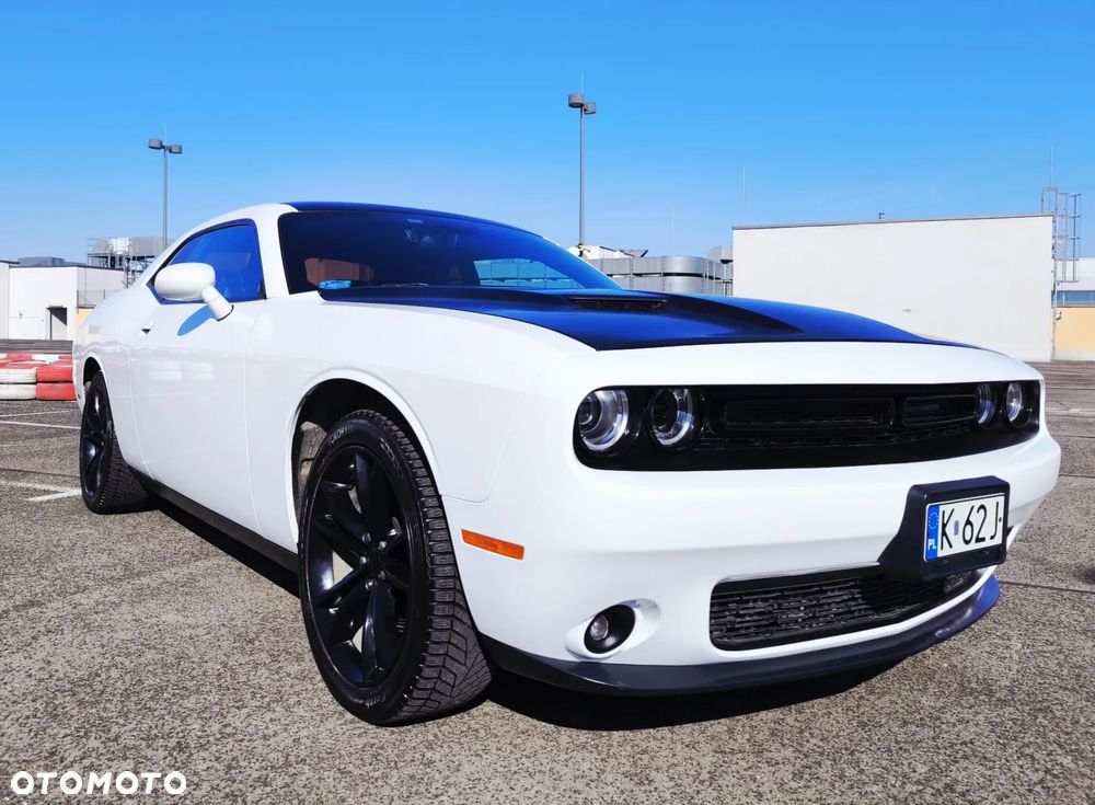 Dodge Challenger Automatik SXT Plus - 3