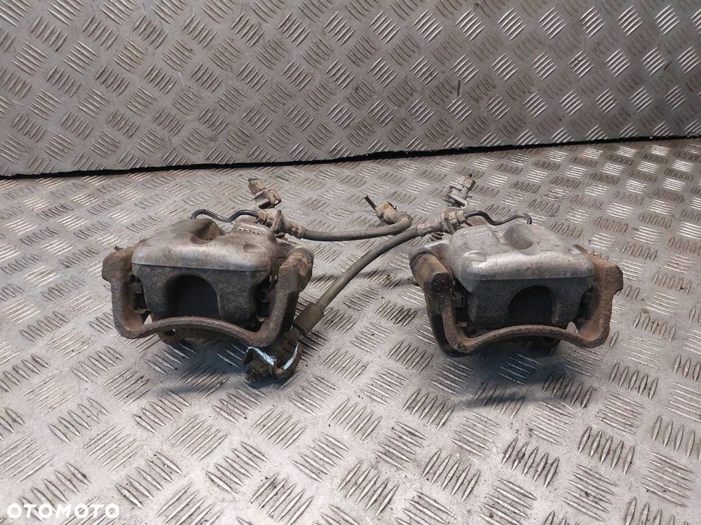 TARCZE HAMULCOWE TYŁ + KLOCKI + ZACISKI  VOLKSWAGEN TOURAN I 254MM - 13