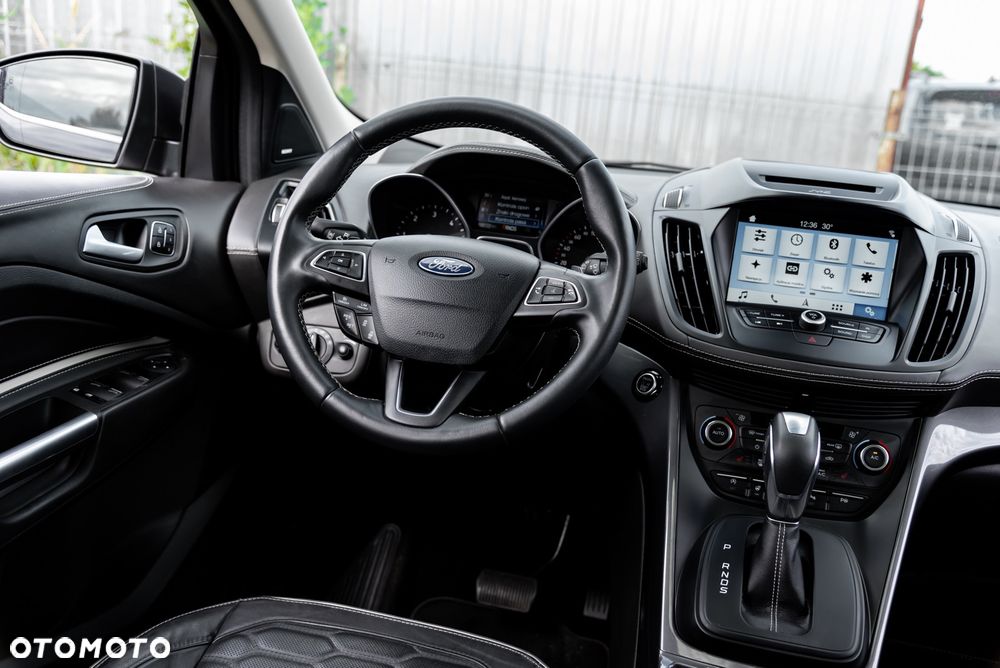 Ford Kuga 2.0 TDCi 4x4 Vignale - 39