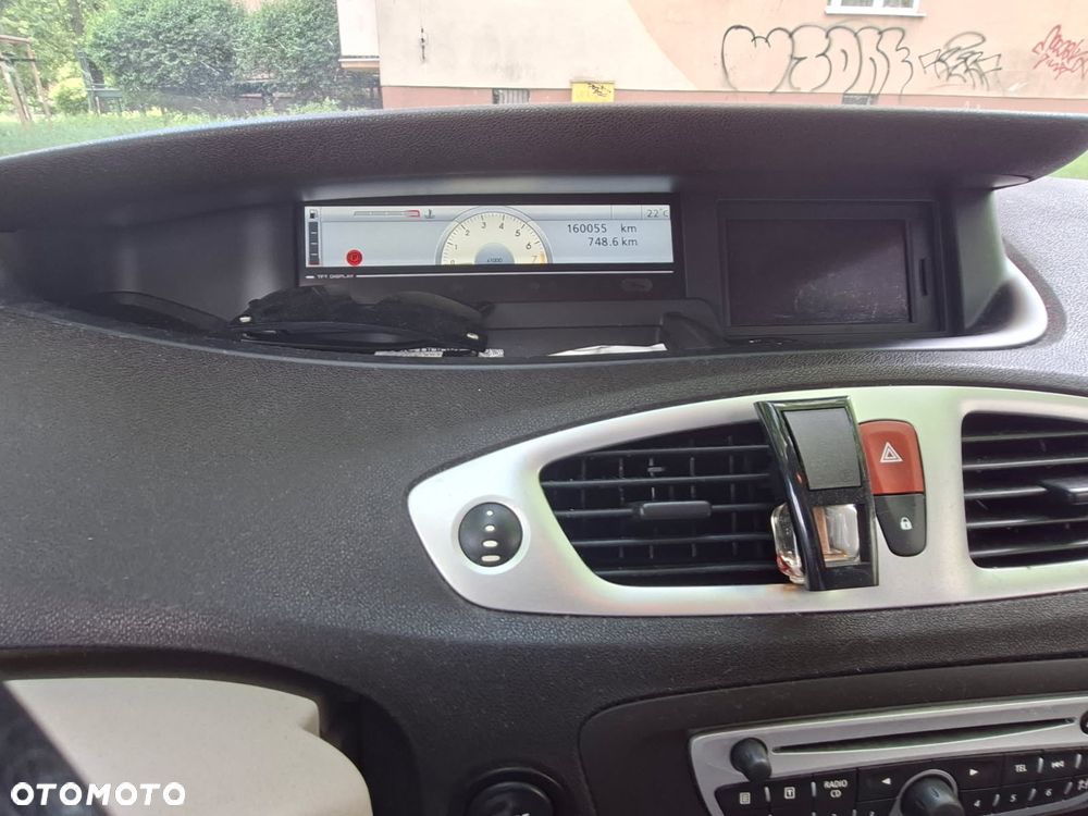 Renault Scenic - 8