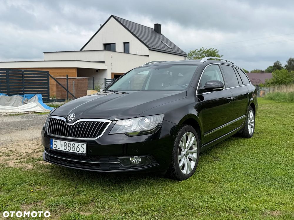 Skoda Superb 2.0 TDI Elegance DSG - 2