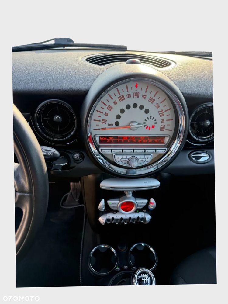 MINI Cooper S Standard - 8