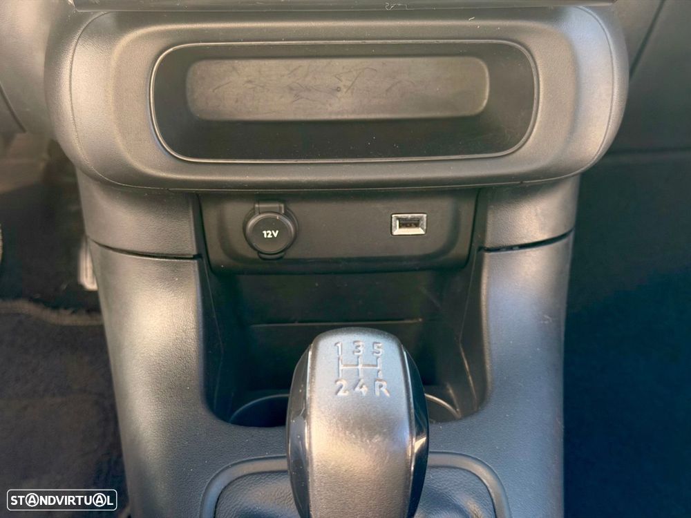 Citroën C3 1.2 PureTech Shine - 25