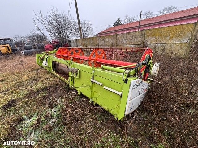 Claas Tucano 320 - 12