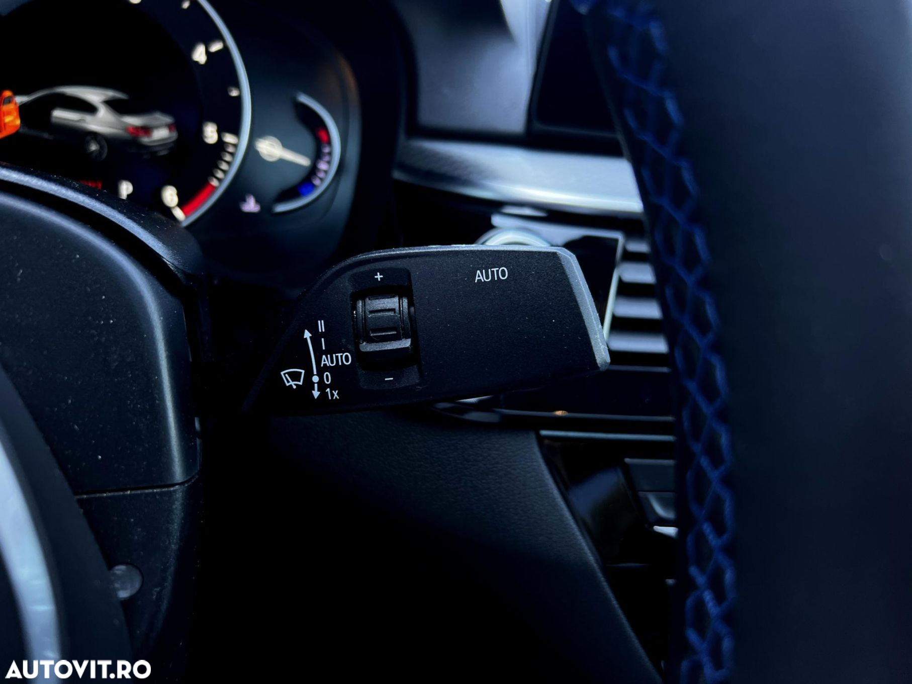 BMW Seria 5 520d AT - 36