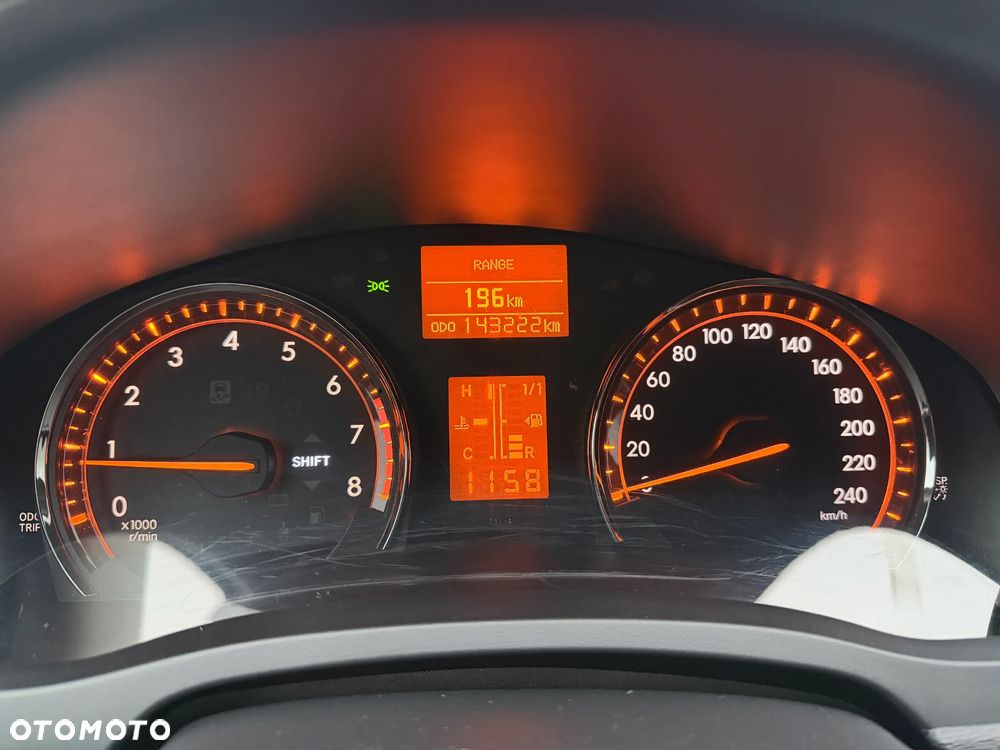 Toyota Avensis 1.8 Executive - 5