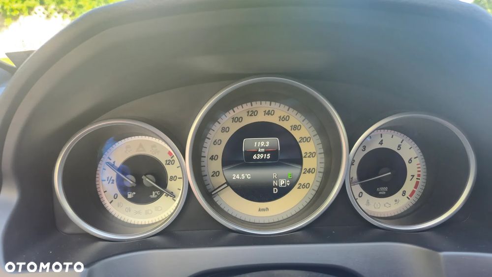 Mercedes-Benz Klasa E 400 7G-TRONIC - 16