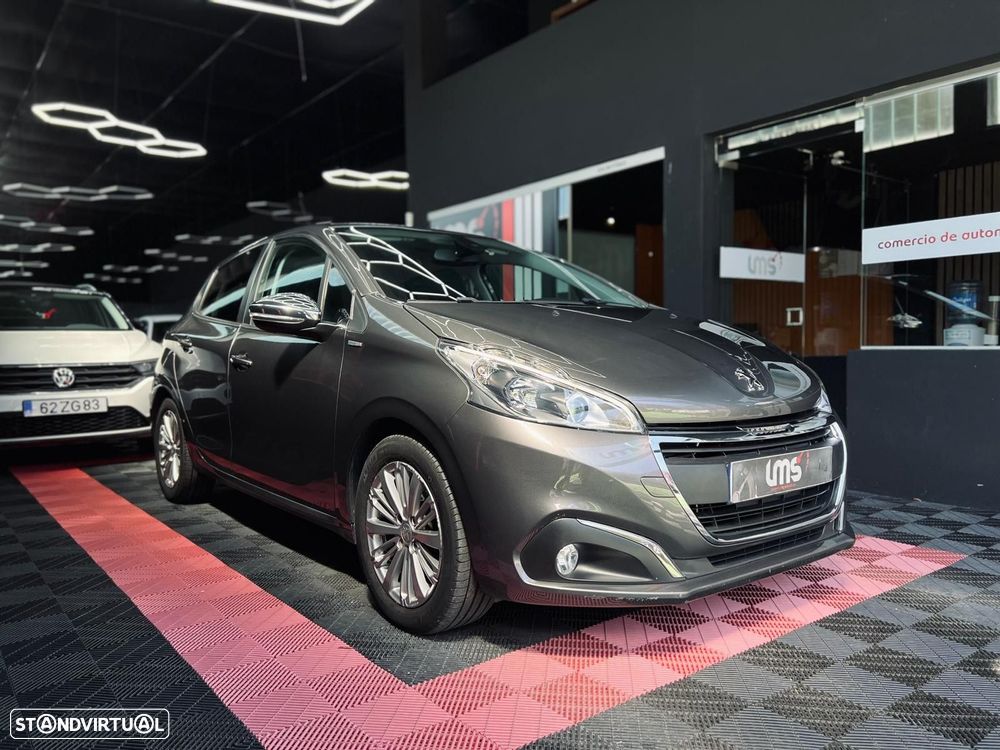 Peugeot 208 1.2 PureTech Style - 6
