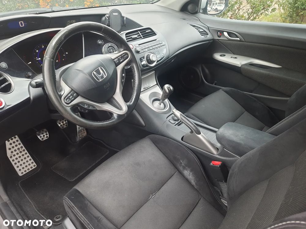 Honda Civic 2.2i-CTDi TypeS - 11