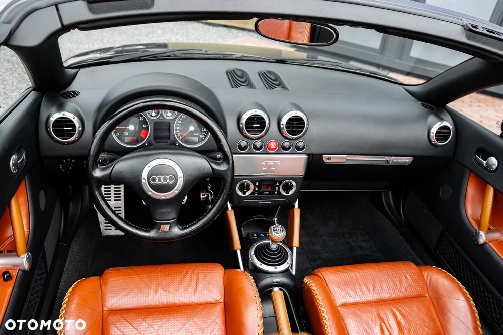 Audi TT Roadster 1.8T Quattro - 22